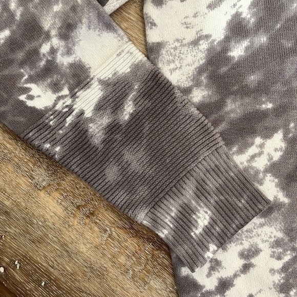 INC International Concepts Gray Tie-Dye Sweater - Picture 7 of 16